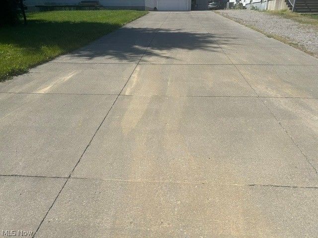 2372 Triplett Boulevard, Akron, OH 44312