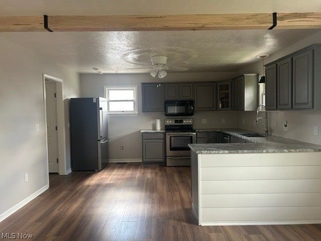 2372 Triplett Boulevard, Akron, OH 44312