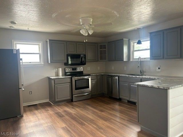2372 Triplett Boulevard, Akron, OH 44312