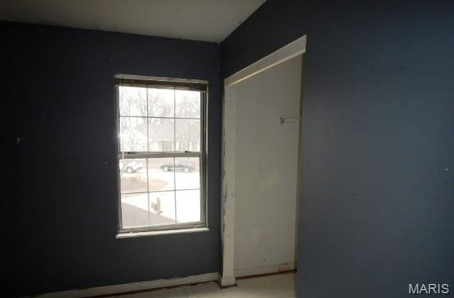 1545 Greenfield Crossing Court, Ballwin, MO 63021