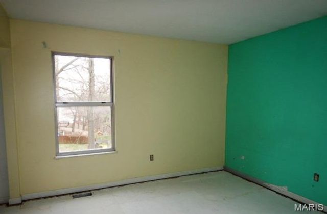 1545 Greenfield Crossing Court, Ballwin, MO 63021