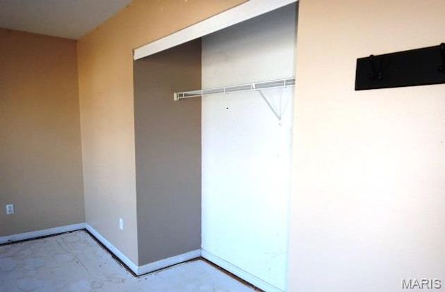 1545 Greenfield Crossing Court, Ballwin, MO 63021