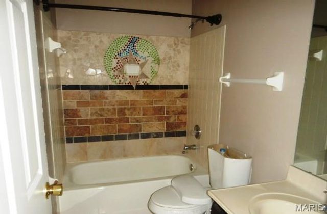 1545 Greenfield Crossing Court, Ballwin, MO 63021