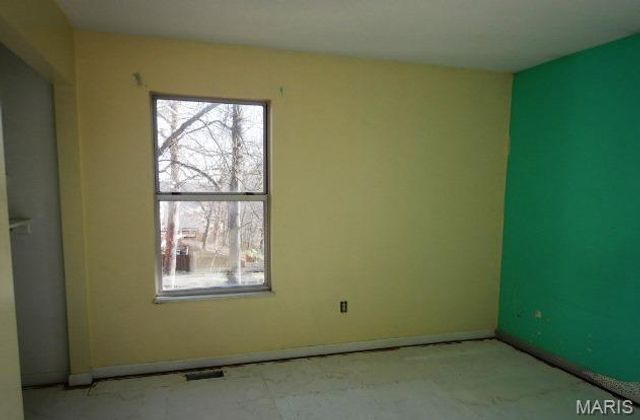 1545 Greenfield Crossing Court, Ballwin, MO 63021