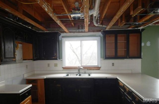 1545 Greenfield Crossing Court, Ballwin, MO 63021