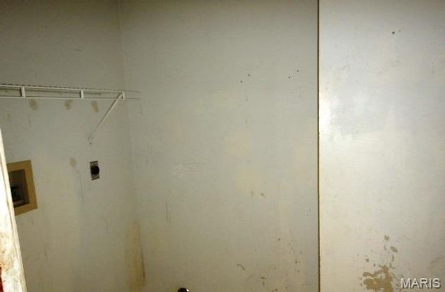 1545 Greenfield Crossing Court, Ballwin, MO 63021