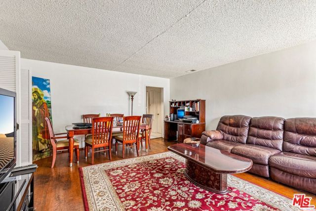 11257 Greenlawn Avenue, Los Angeles, CA 90230