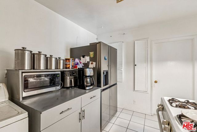 11257 Greenlawn Avenue, Los Angeles, CA 90230
