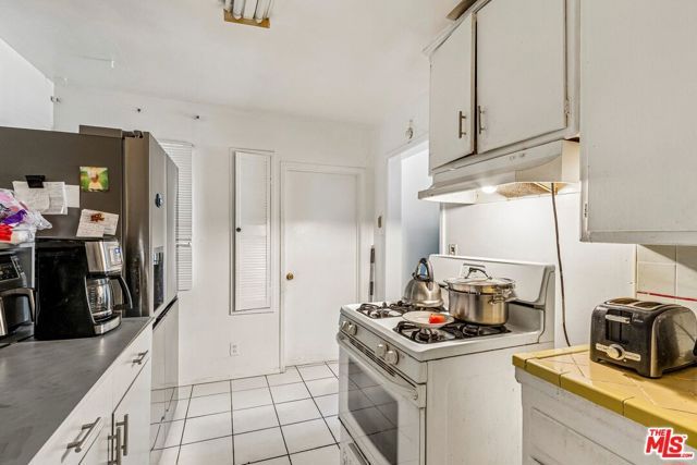 11257 Greenlawn Avenue, Los Angeles, CA 90230