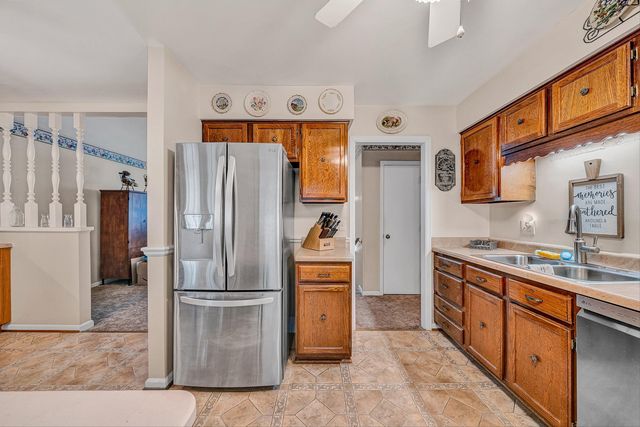 3033 Parham DR, Roanoke, VA 24014