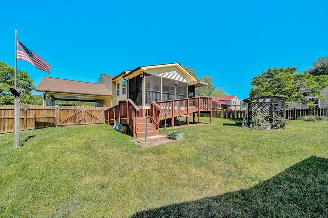 3033 Parham DR, Roanoke, VA 24014