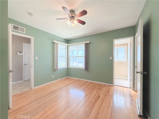 10360 Haskell, Granada Hills, CA 91344