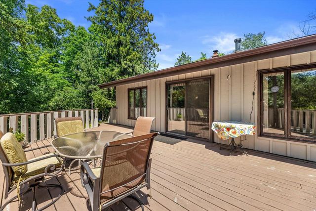 4786 Riverview DRIVE, Hubertus, WI 53033