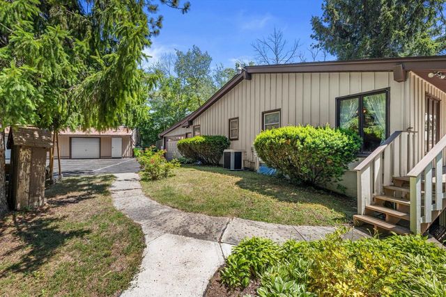 4786 Riverview DRIVE, Hubertus, WI 53033
