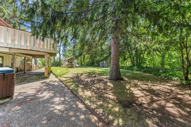 4786 Riverview DRIVE, Hubertus, WI 53033