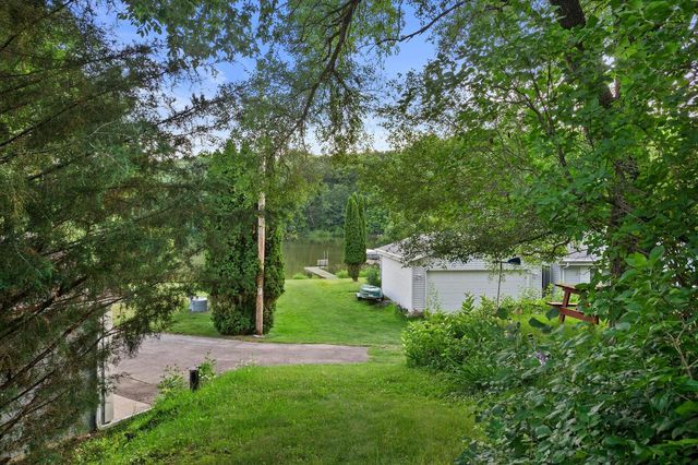 4786 Riverview DRIVE, Hubertus, WI 53033