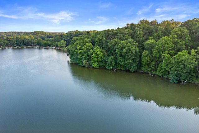 4786 Riverview DRIVE, Hubertus, WI 53033