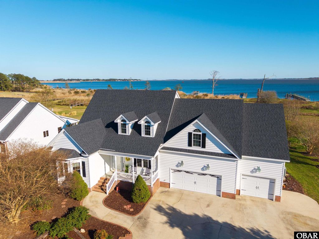 Image 4 of property listing at 123 Nautical Lane Lot 32, Currituck, NC 27929