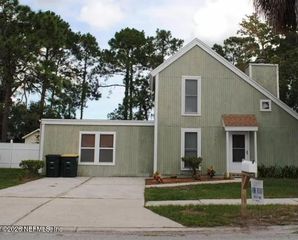 2473 WATTLE TREE Road W, Jacksonville, FL 32246
