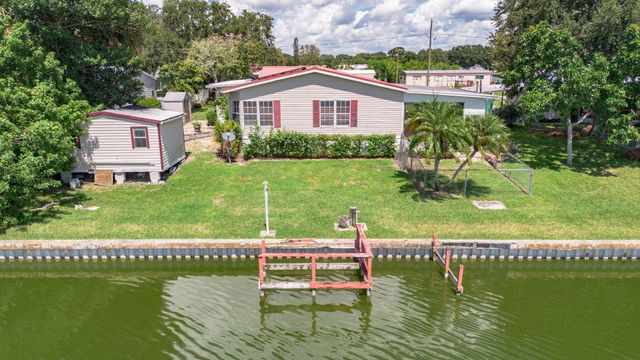 2254 SE 27th Street, Okeechobee, FL 34974
