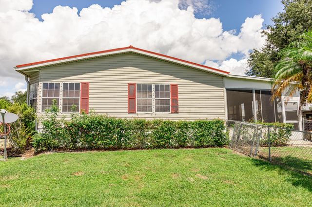 2254 SE 27th Street, Okeechobee, FL 34974