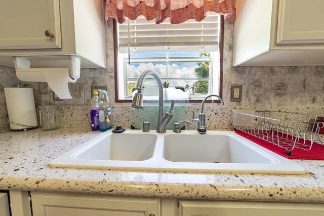 2254 SE 27th Street, Okeechobee, FL 34974