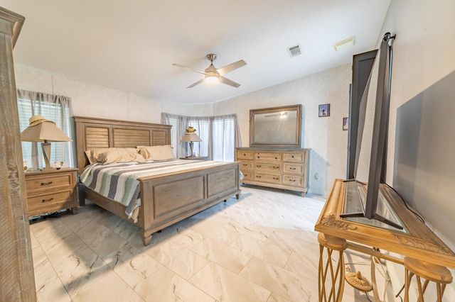 2254 SE 27th Street, Okeechobee, FL 34974