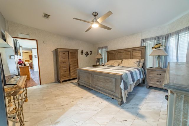 2254 SE 27th Street, Okeechobee, FL 34974