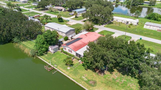 2254 SE 27th Street, Okeechobee, FL 34974