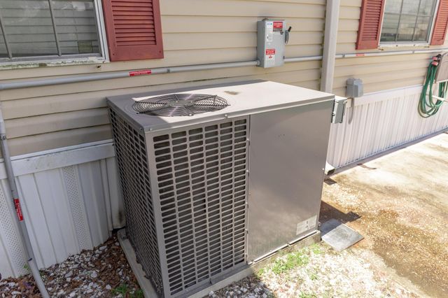 2254 SE 27th Street, Okeechobee, FL 34974