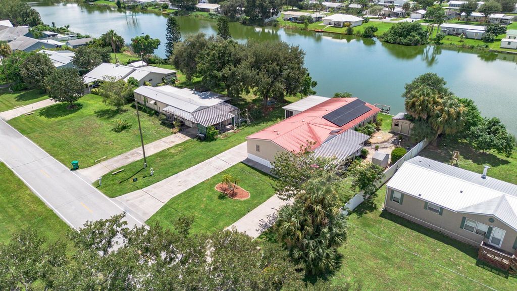 2254 SE 27th Street, Okeechobee, FL 34974