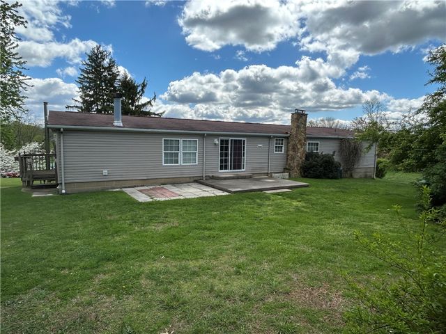 1275 Swede Hill Rd, Hempfield Twp, PA 15601