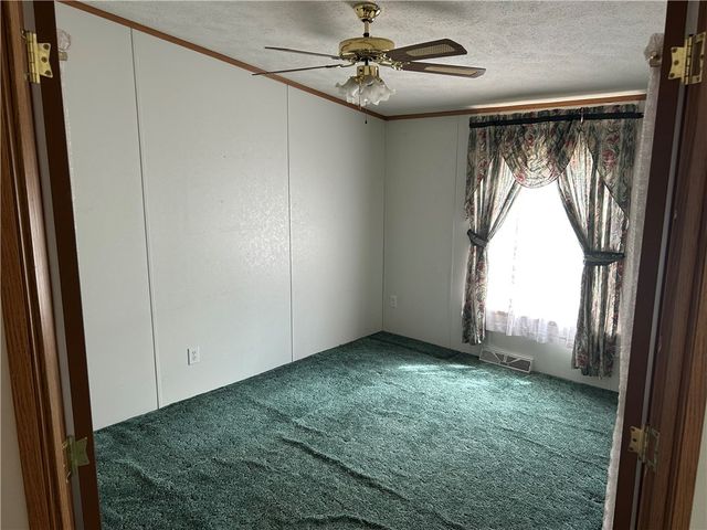 1275 Swede Hill Rd, Hempfield Twp, PA 15601