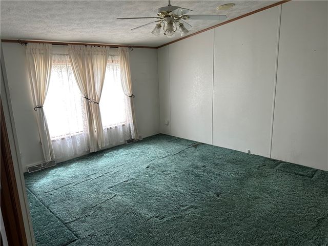 1275 Swede Hill Rd, Hempfield Twp, PA 15601