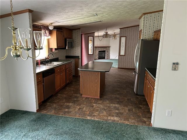 1275 Swede Hill Rd, Hempfield Twp, PA 15601
