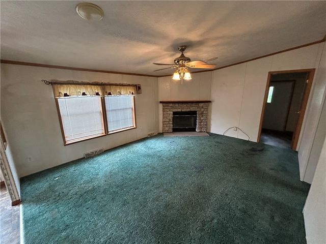 1275 Swede Hill Rd, Hempfield Twp, PA 15601