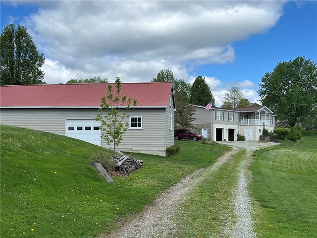 1275 Swede Hill Rd, Hempfield Twp, PA 15601