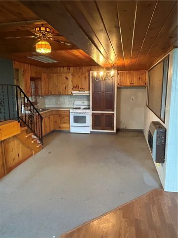 1275 Swede Hill Rd, Hempfield Twp, PA 15601