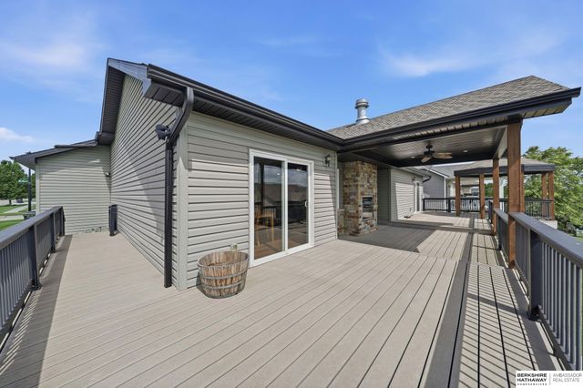 710 N 95th Street, Lincoln, NE 68505