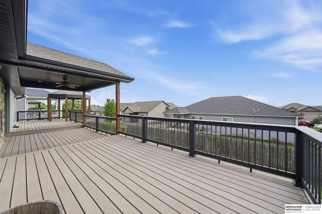 710 N 95th Street, Lincoln, NE 68505