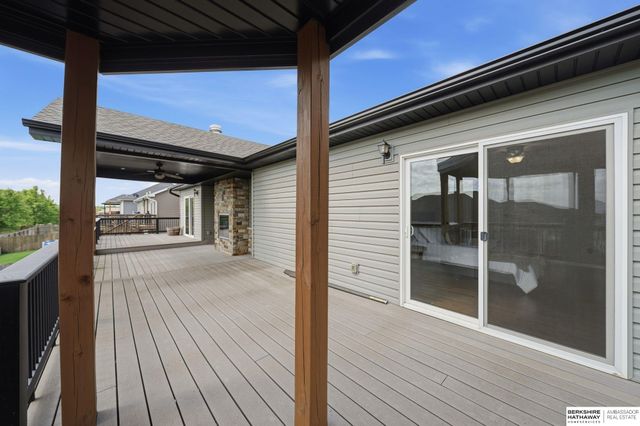 710 N 95th Street, Lincoln, NE 68505