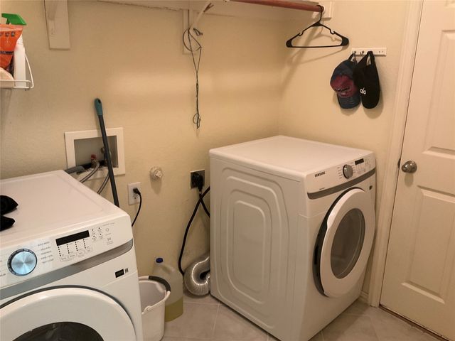 2617 Glen Ranch Drive, Burleson, TX 76028