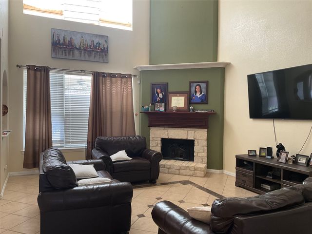 2617 Glen Ranch Drive, Burleson, TX 76028