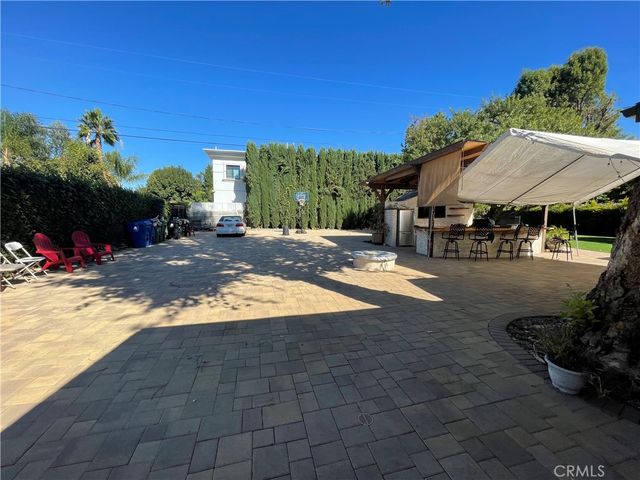 17183 Sunburst, Sherwood Forest, CA 91325