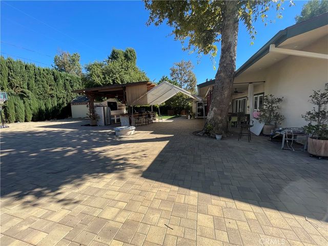 17183 Sunburst, Sherwood Forest, CA 91325