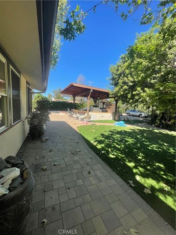 17183 Sunburst, Sherwood Forest, CA 91325