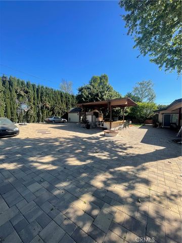 17183 Sunburst, Sherwood Forest, CA 91325