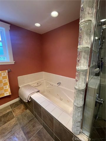 17183 Sunburst, Sherwood Forest, CA 91325