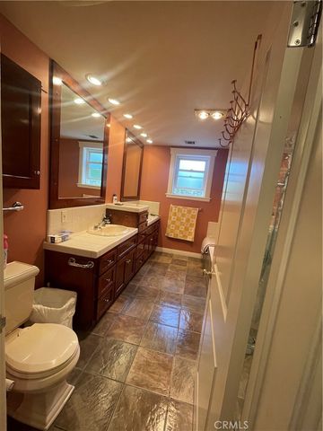 17183 Sunburst, Sherwood Forest, CA 91325