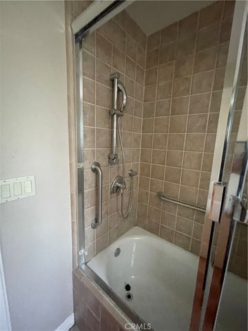 17183 Sunburst, Sherwood Forest, CA 91325